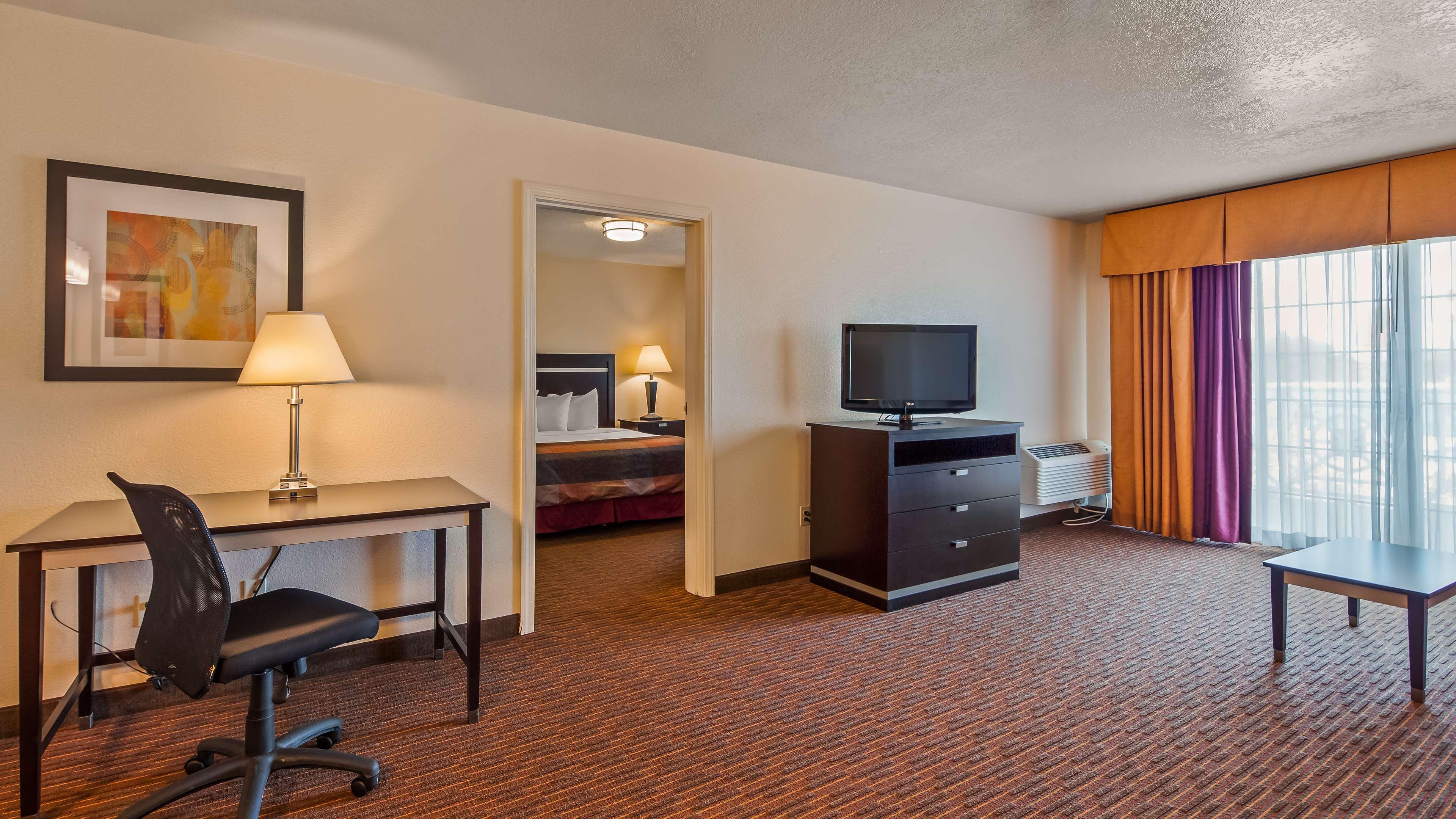 Best Western Luxury Inn Tracy Exterior foto
