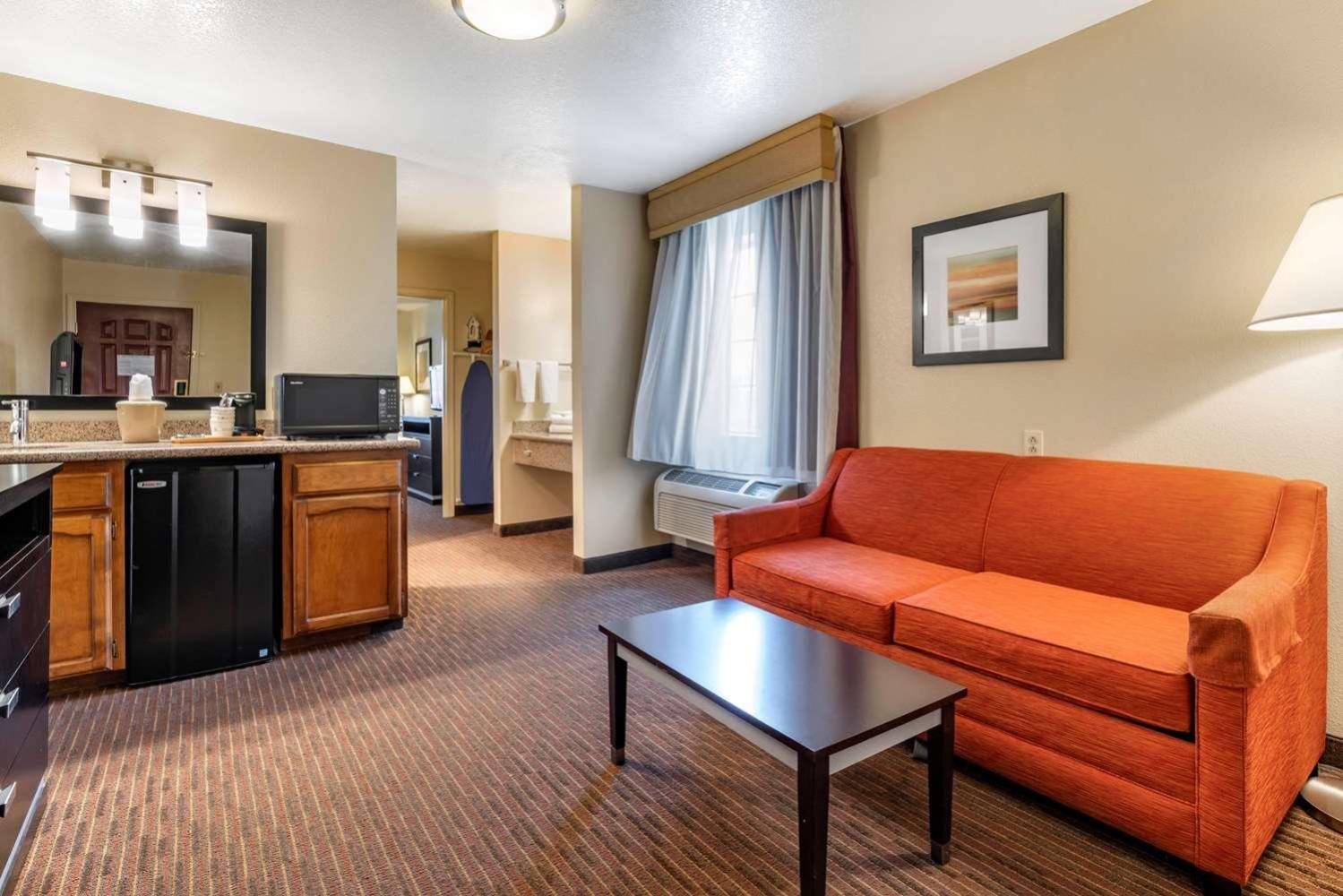 Best Western Luxury Inn Tracy Exterior foto